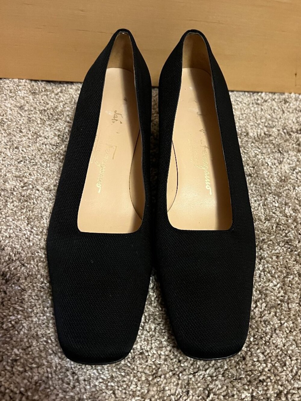 Salvatore Ferragamo Women's Black Pumps: Size 9